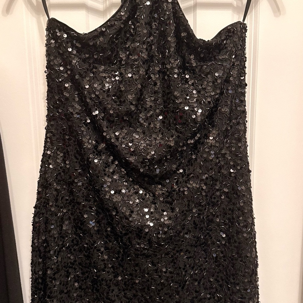 Elegant Black Sequin Halter Dress